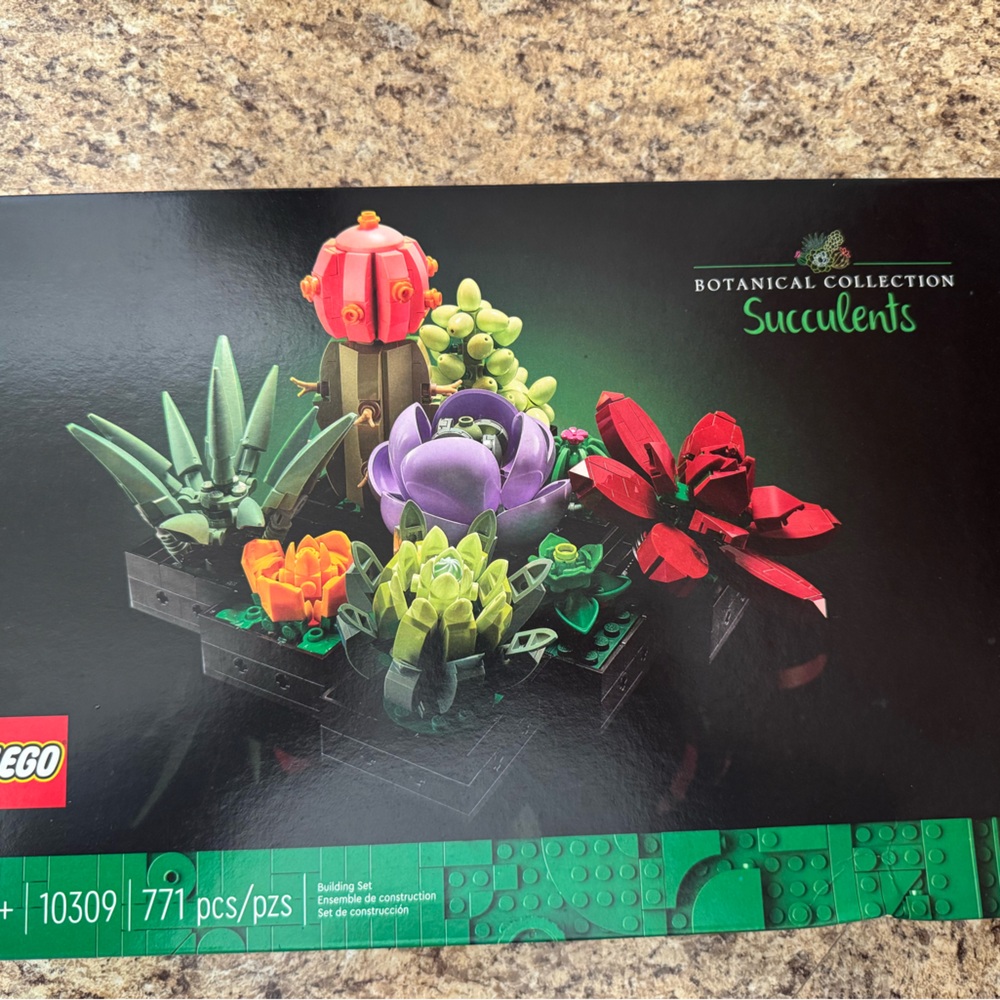 Lego “succulents” set